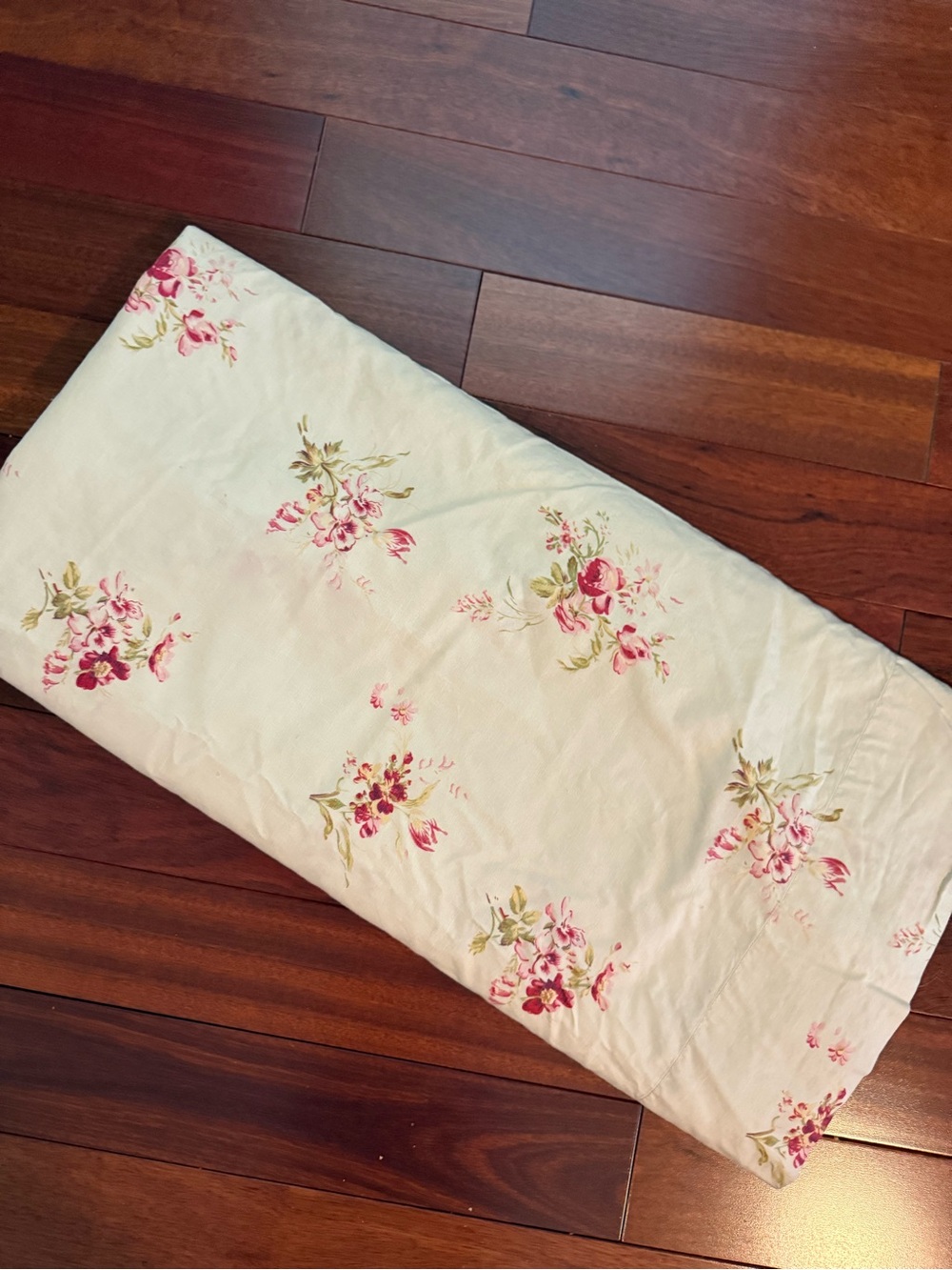 Chaps Twin Flat Sheet Roses On Cream 100% Cotton 66” By 94”